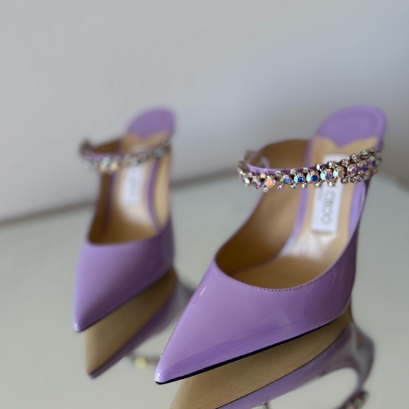New JIMMY CHOO Bing 100 Lilac crystal-embellished patent-leather mules $1,095 - Picture 9 of 16